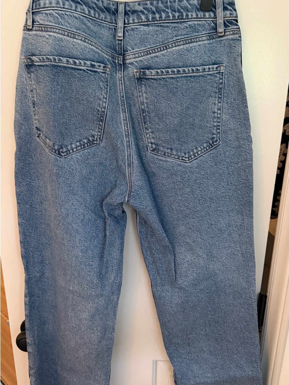 EXPRESS Relaxed Straight Ankle Jeans with Black Side Stripe, Size 10 - Picture 5 of 7